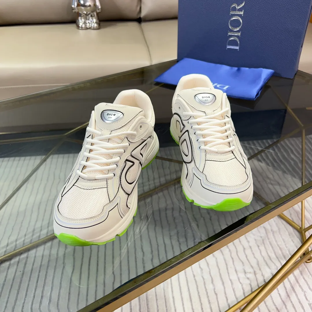 Men's Shoes💰P460💰【DIOR】Dior's new B30 low-top sneakers✅ are carefully made of gray mesh fabric and white technical fabric, decorated with reflective "CD30" graphic logo, and "DIO~B30" and "CD30" logos on the heel and tongue. An extra-light, sculpted rubber sole with signature accents adds style, while internal stretch details create ideal comfort. It can be matched with various casual styles to show a fashionable and modern sports style. Code number: 38-44 (45 can be customized)